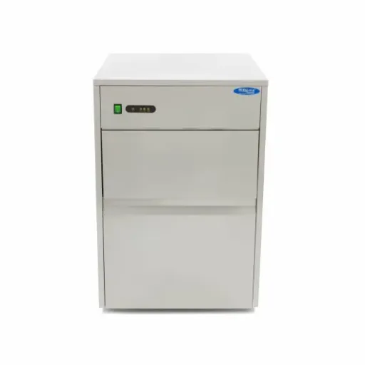 Test Maxima Machine à glaçons 28 kg/jour : la petite usine à glaçons sous le comptoir